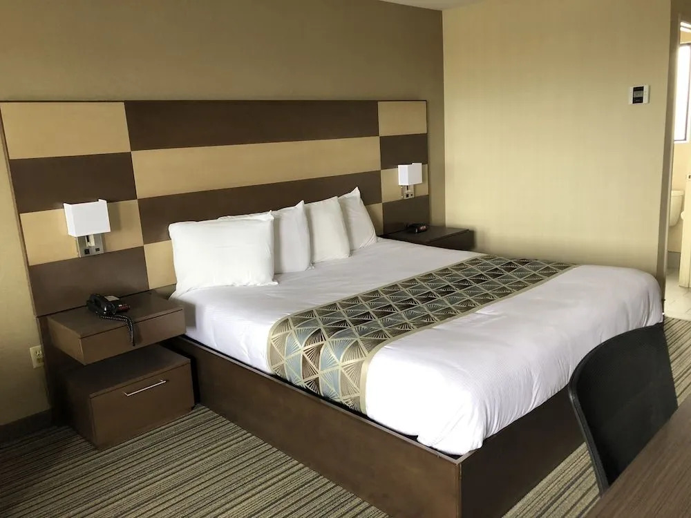 Americas Best Value Inn San Carlos
