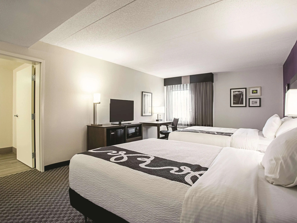 La Quinta Inn & Suites Baltimore N / White Marsh