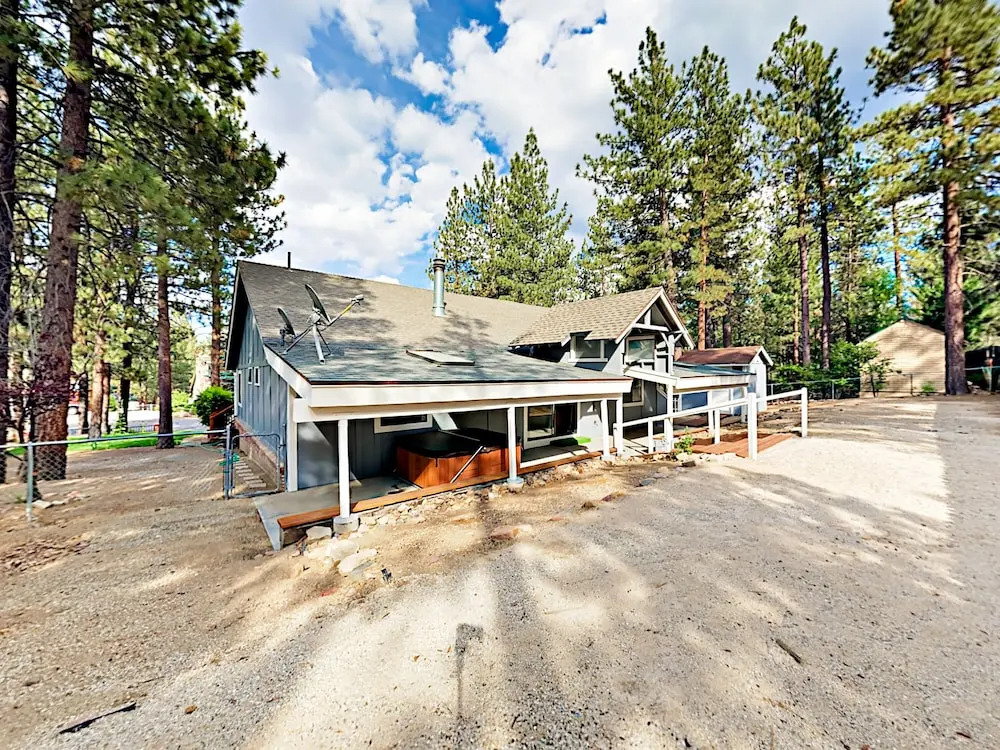 188 S Eureka Dr Home 3 Bedrooms 2 Bathrooms Home