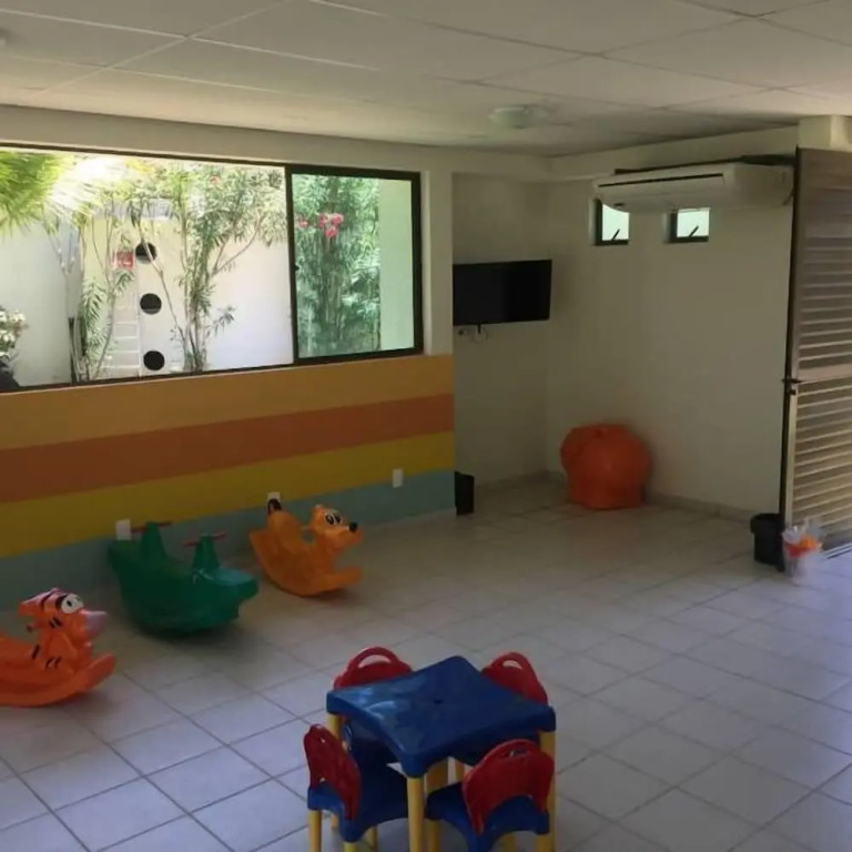 Beach Class Muro Alto - Deles Flat