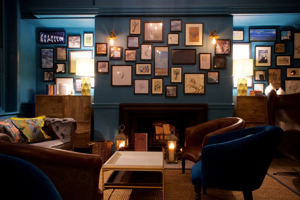The White Horse - A Heartwood Inn