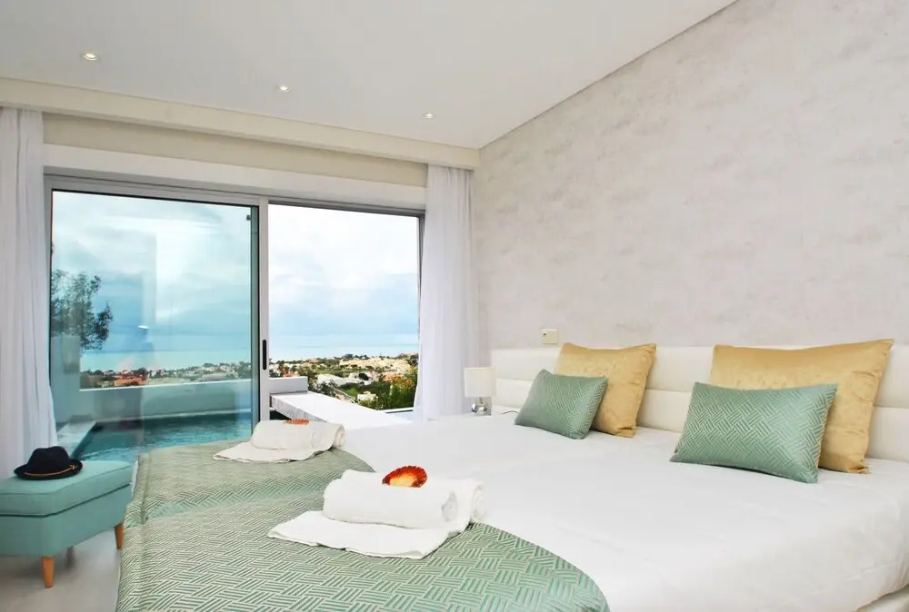 Villa Tahiti - com Vista Mar, Piscina Infinita e Jacuzzi em Albufeira