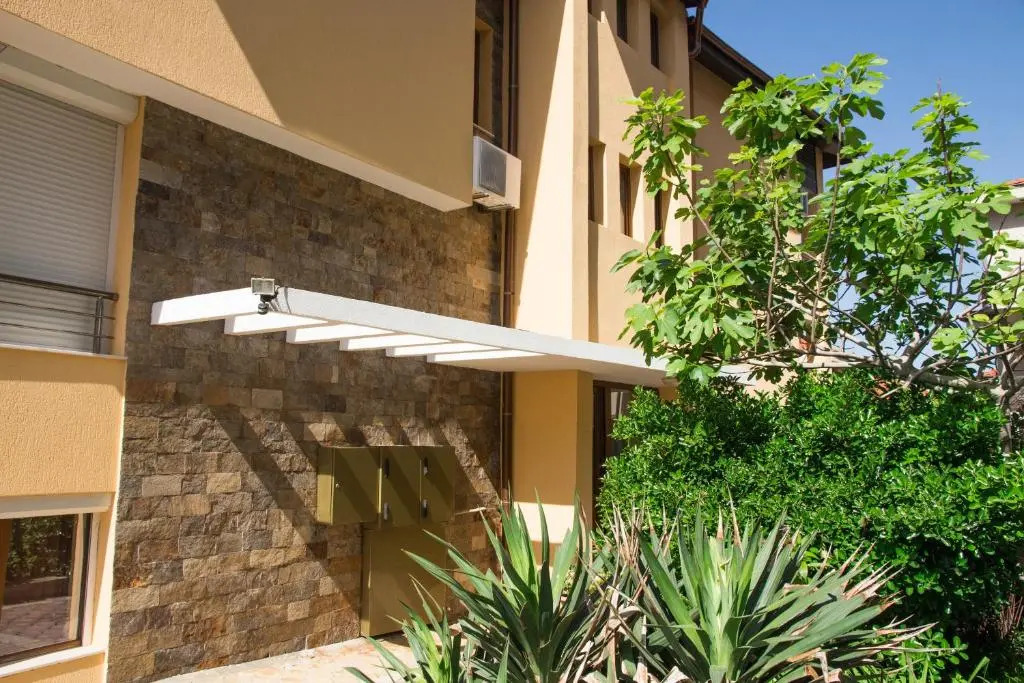 Sozopol Apartment with Sea View