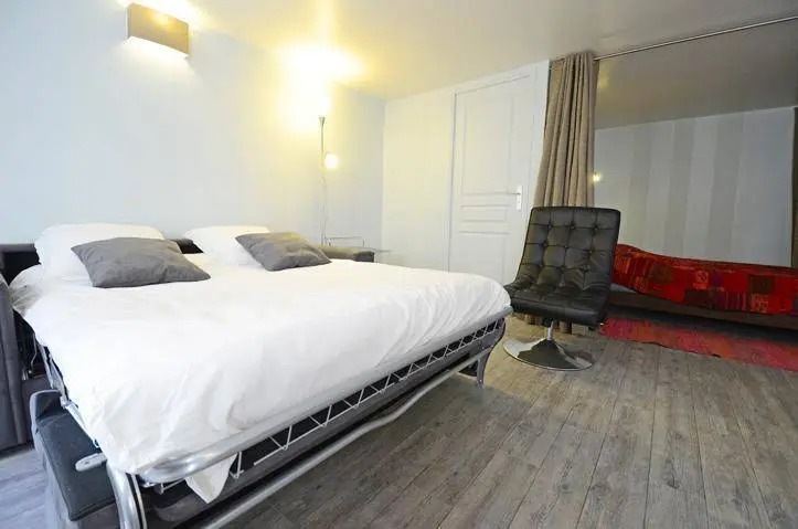 Into Paris - Appartement Hotel de Ville