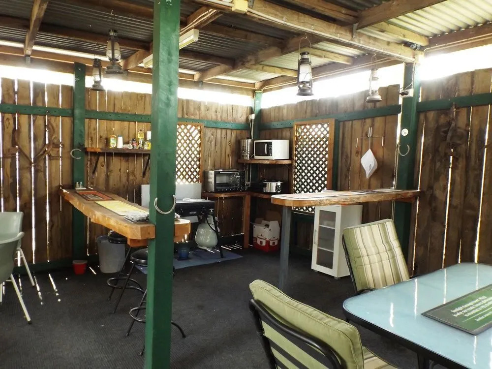Injune Motel