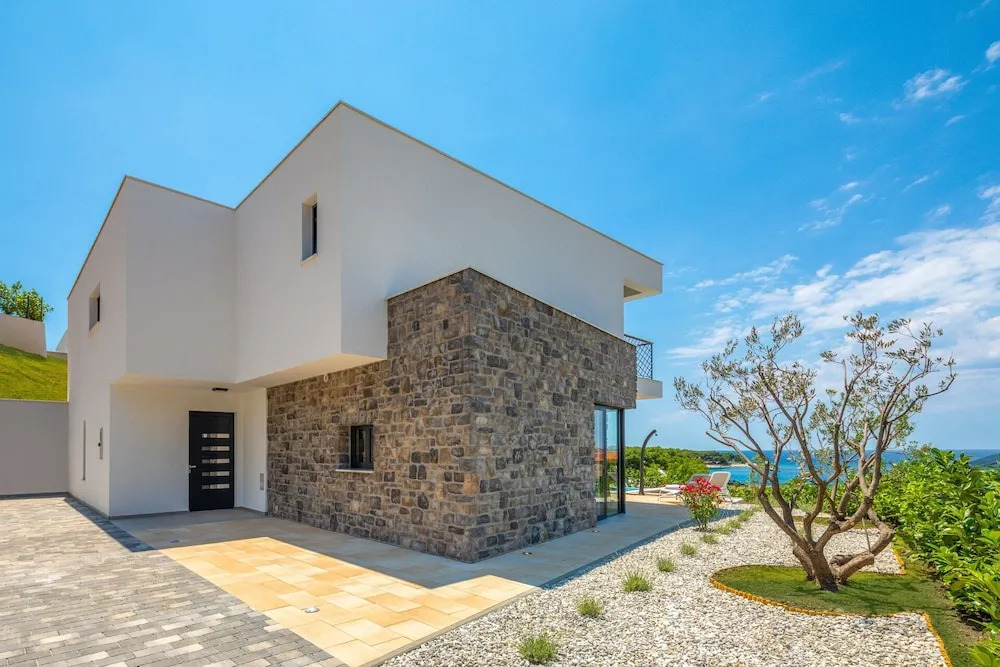 Sun Dance Luxury Villas Resort