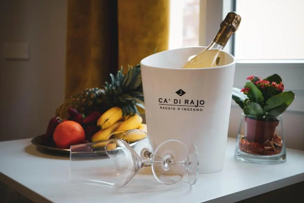 YEASY smart rooms Cefalù