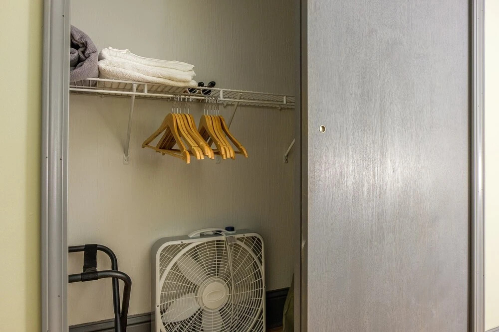 FRONTDESK 2015 East 4th Street Apts Downtown Cleveland