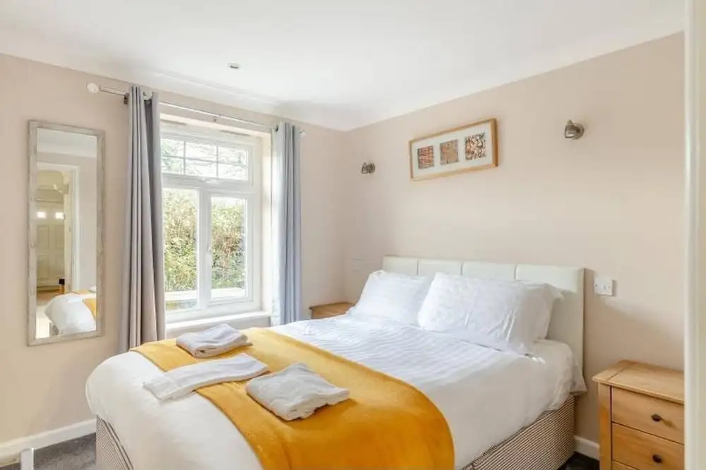4 bed Lodge Newquay Cornwall Holiday Park Sleeps 8