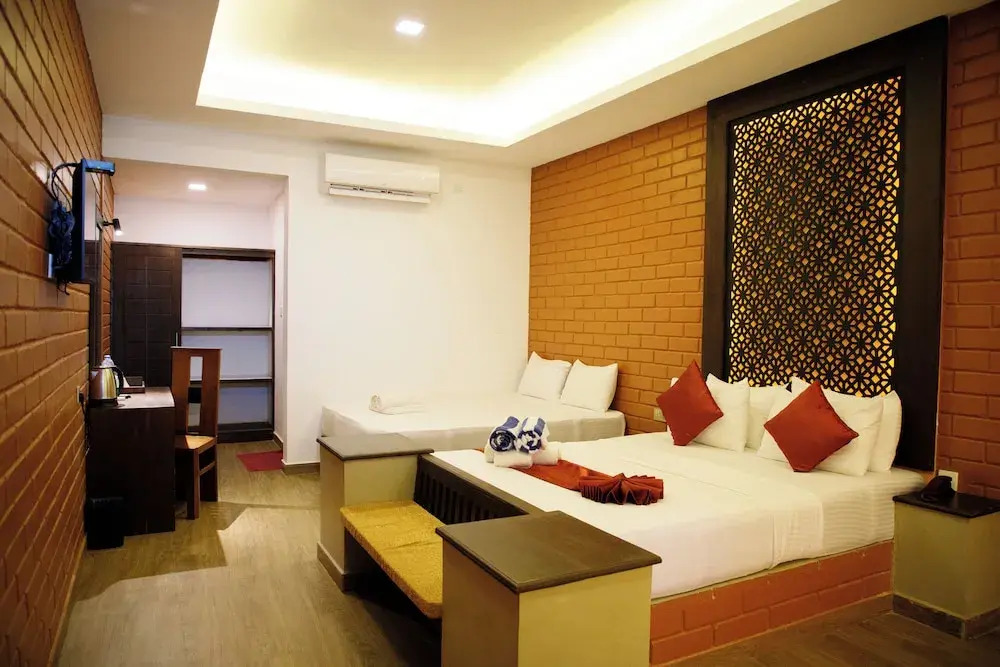 Monaara Leisure - Anuradhapura