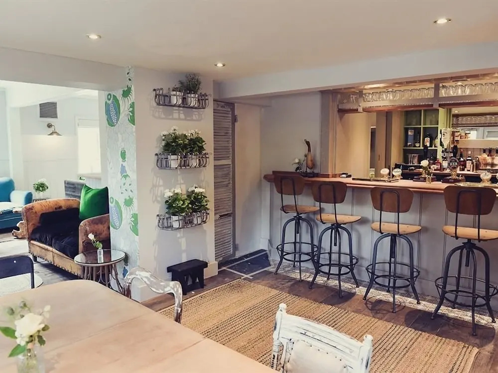 The Nest Hotel & Restaurant