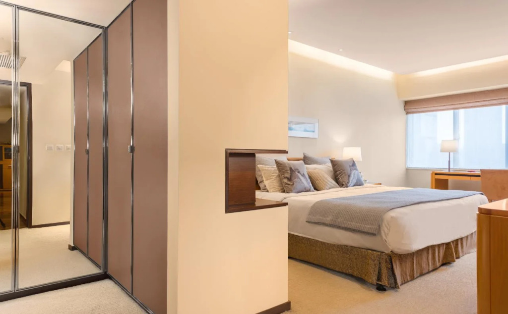 Shanghai Centre Serviced Apartment