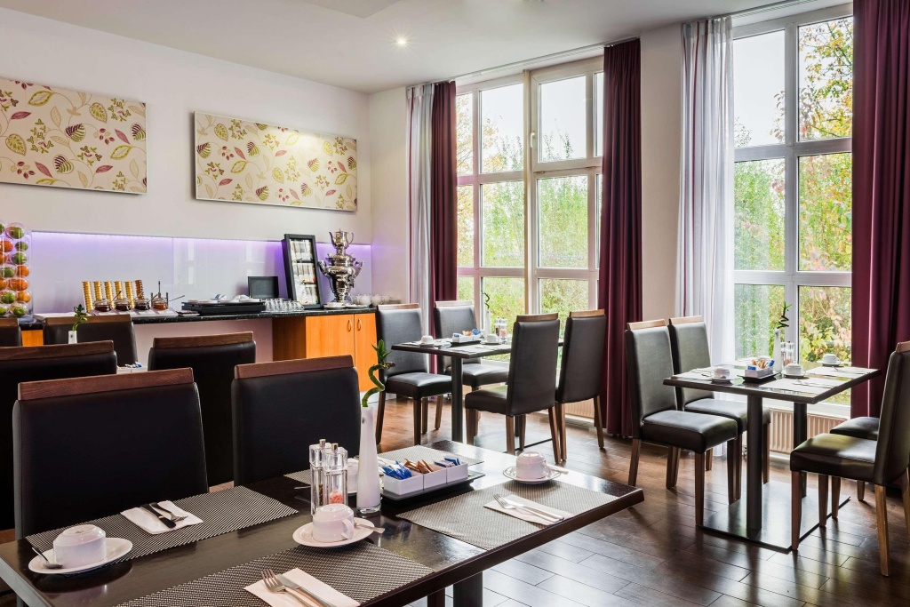 Отель Courtyard by Marriott Dortmund