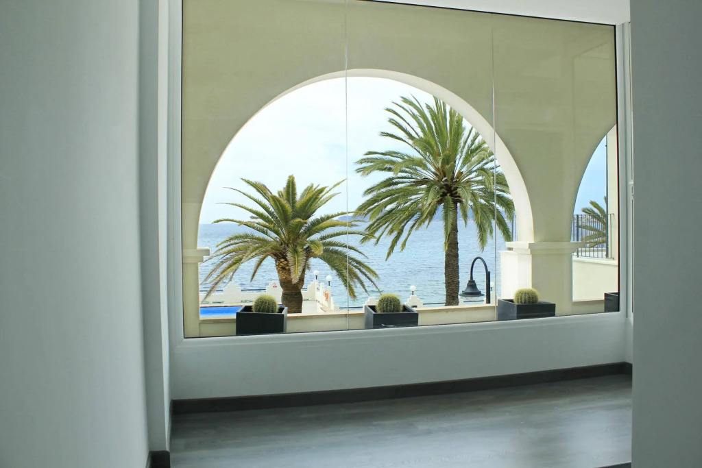 Отель BG Hotel Nautico Ebeso