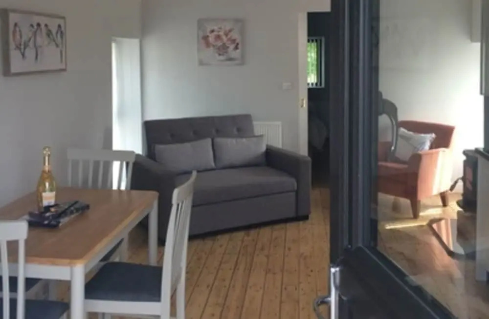 Apartment Sleeps 2 With Wood Fire