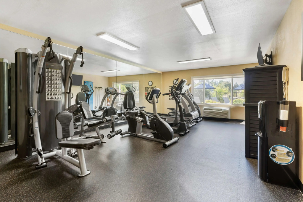 Best Western Plus Heritage Inn