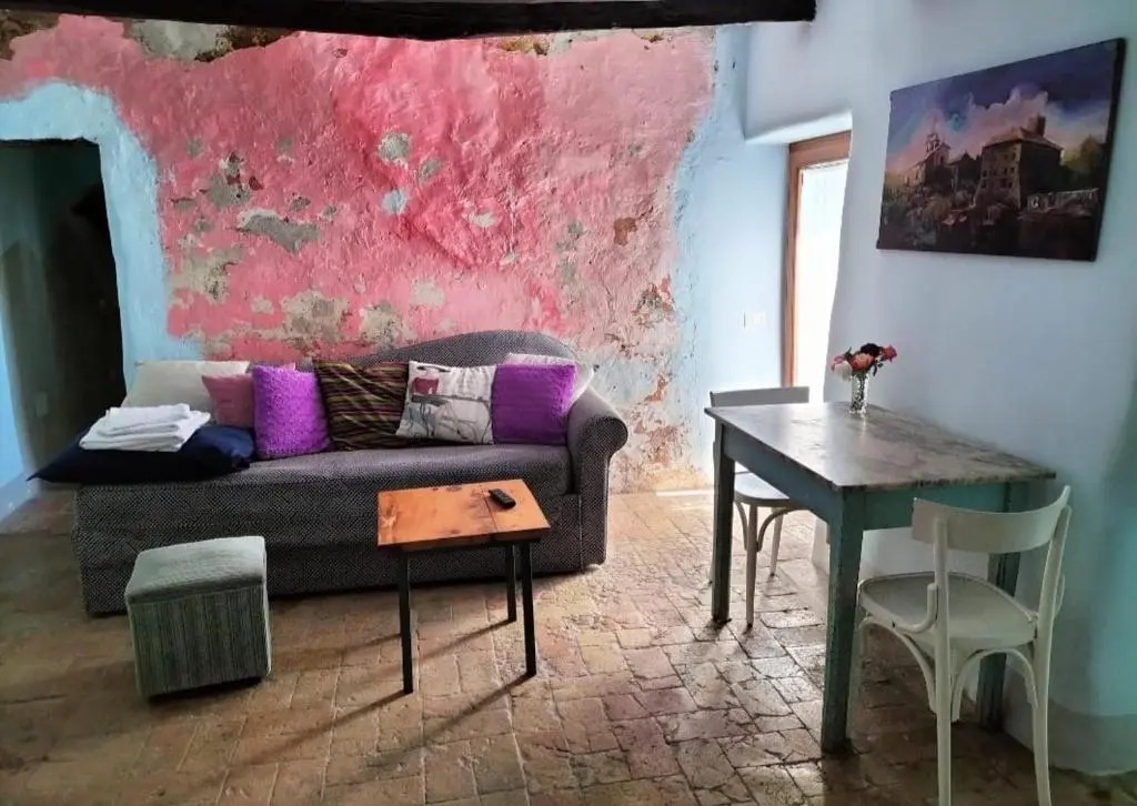 Giamevi House