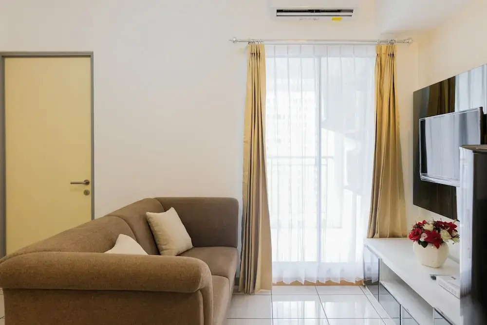 2Br Apartment with Study Room at M-Town Residence