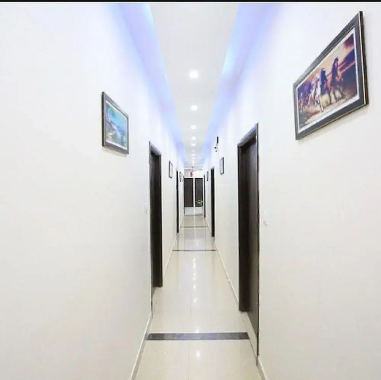Hotel J S Regency