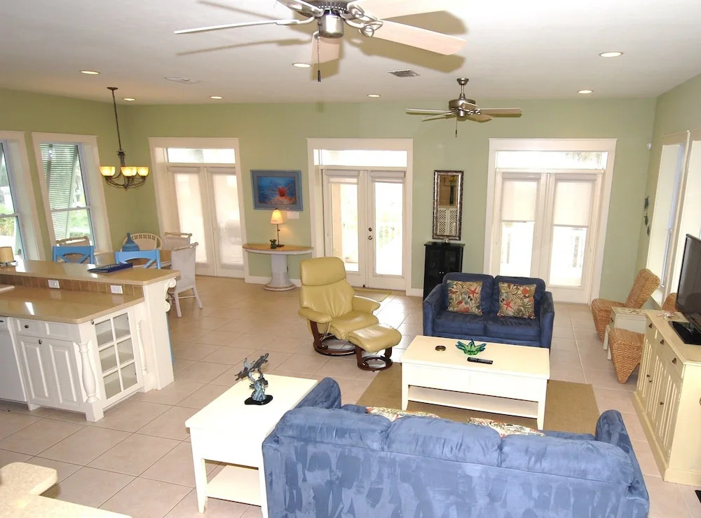 Tortuga House 3 Bedrooms 3 Bathrooms Home