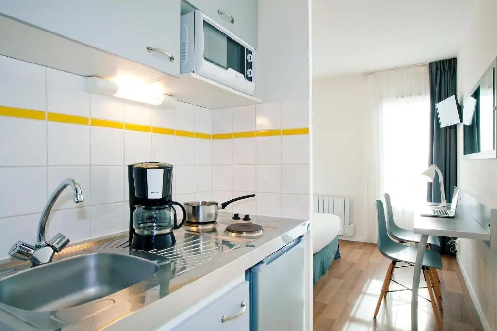 Brit Hotel Confort Lannion Centre Gare