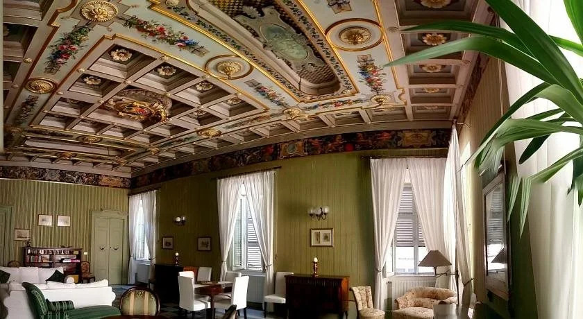 Palazzo Capparucci - Dimora storica