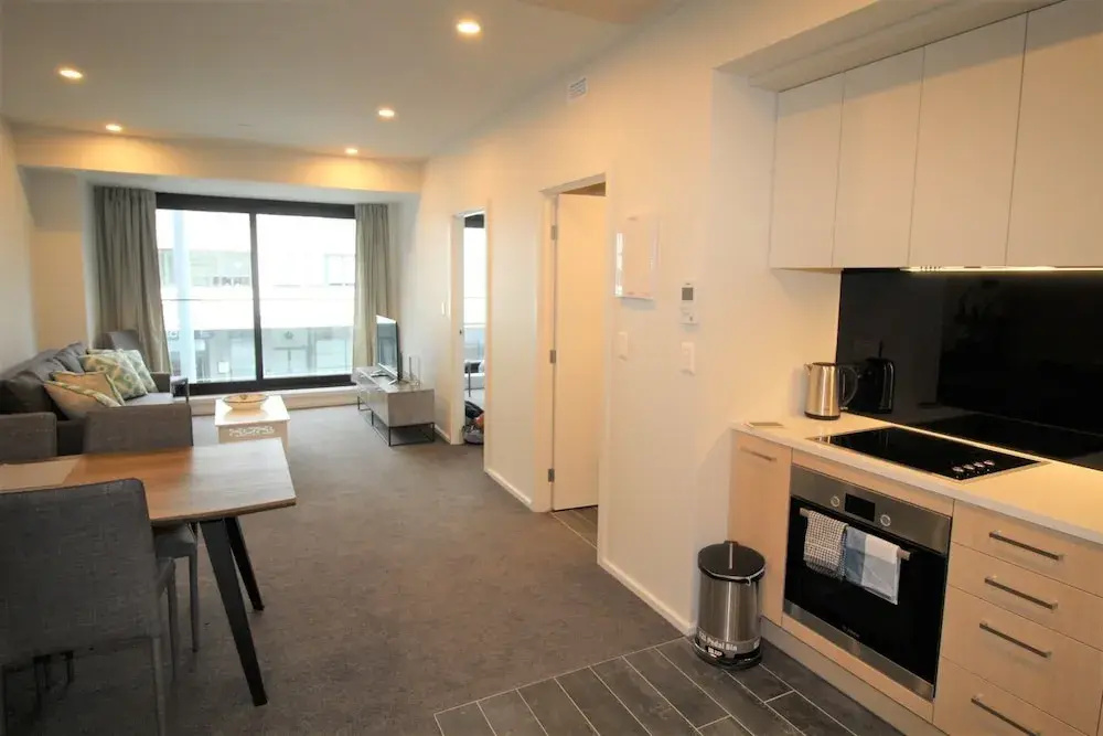 Vibrant Brand New 2 Bedroom Apt You Must Not Miss (Connect 201)