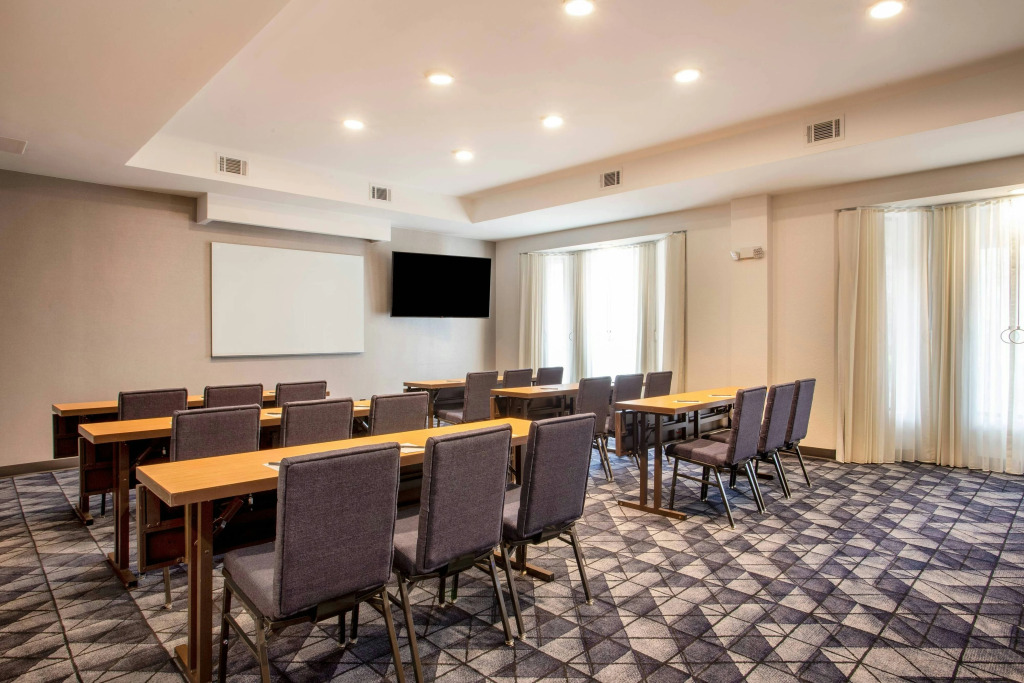 Courtyard by Marriott Orlando Altamonte Springs Maitland