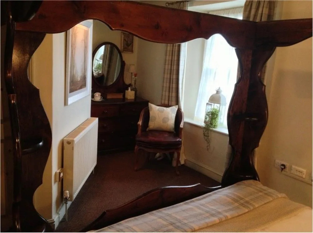 Burford Lodge