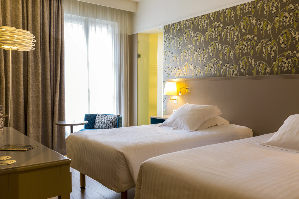 Oceania lHôtel de France Nantes