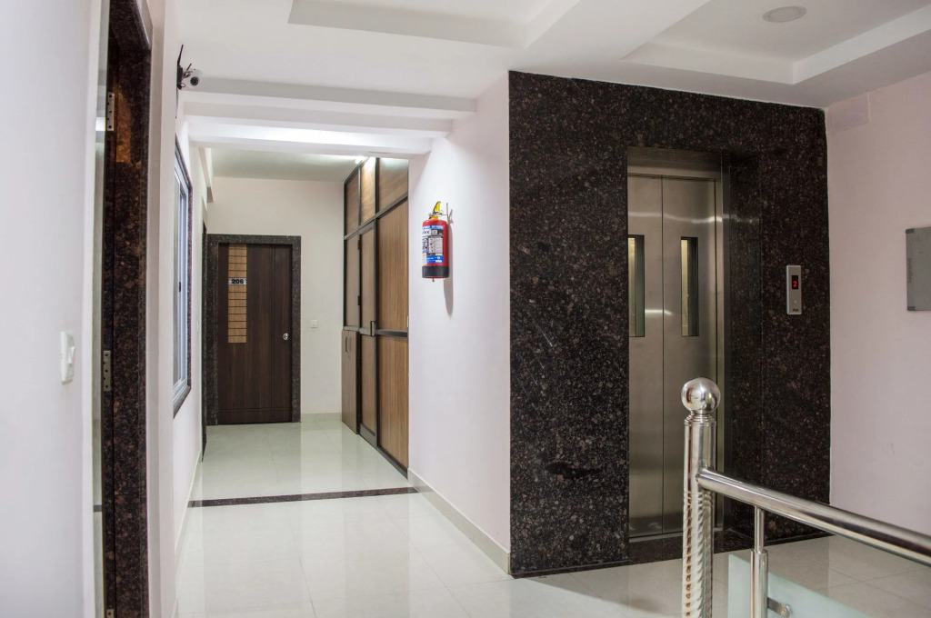 OYO Rooms Sargam Cinemas