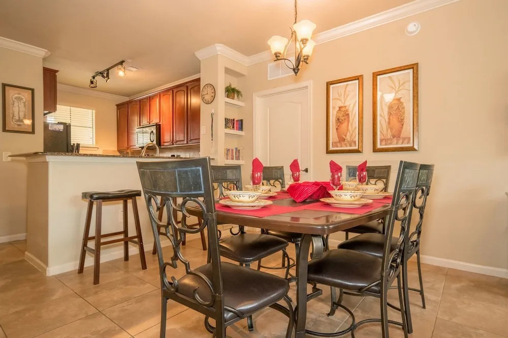 BP623CP Bella Piazza - Three Bedroom Condo