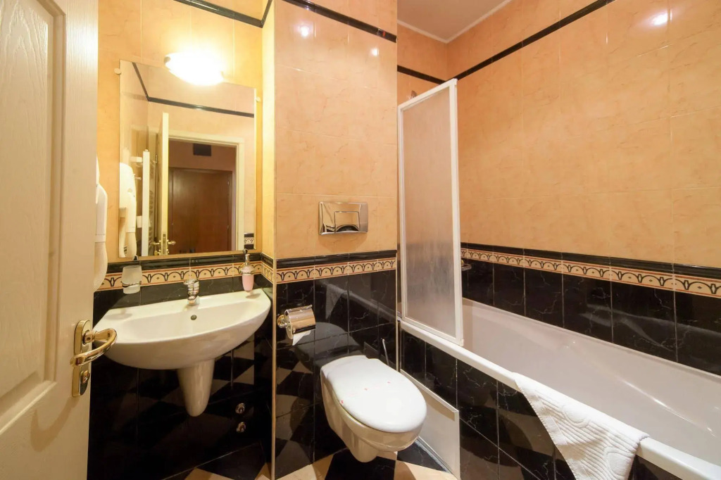 Alegro Hotel