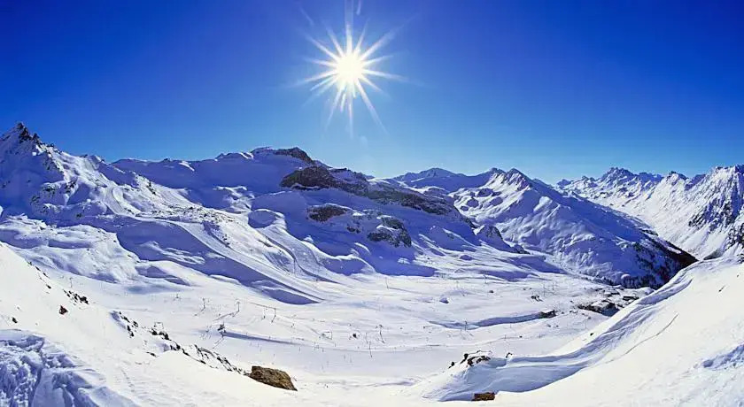Apartments Leszek SILVRETTA SUMMERCARD on SALE
