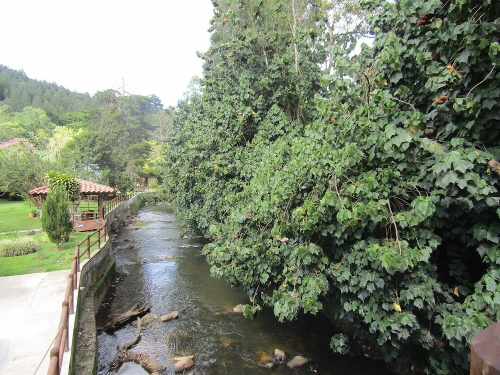 River Front Cabains