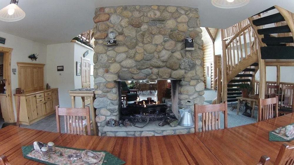 Liars' Lodge