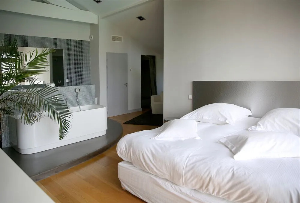 Lafitenia Resort
