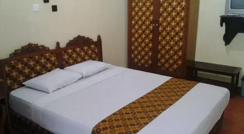 Istana Batik Ratna