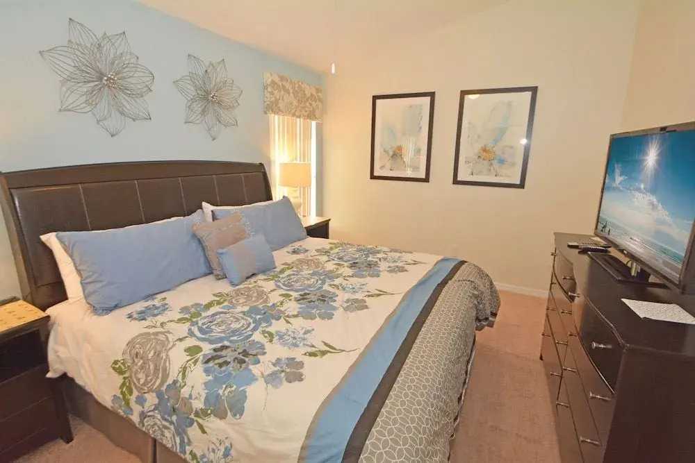 8095SD Jonathan's Executive Mansion 5 Br home by RedAwning