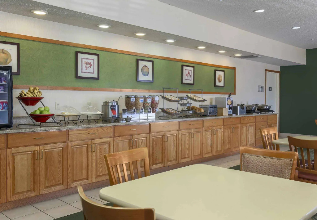 Fairfield Inn and Suites by Marriott Wheeling St Clairsville