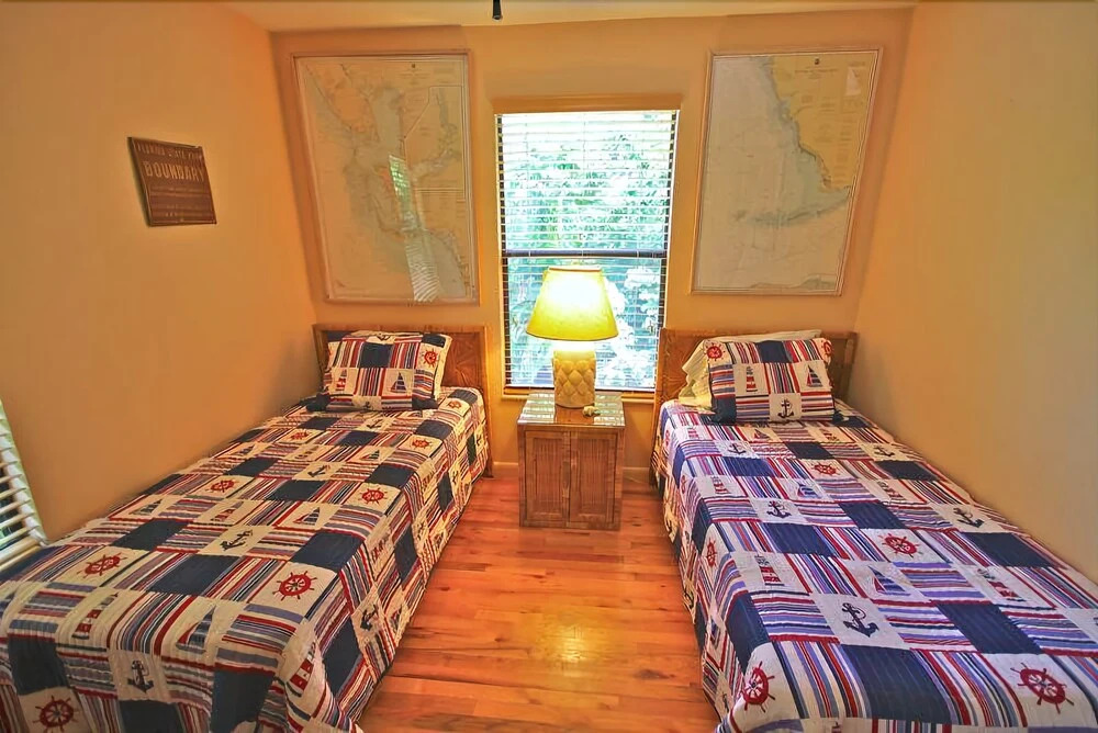 289a-ruby Gardens