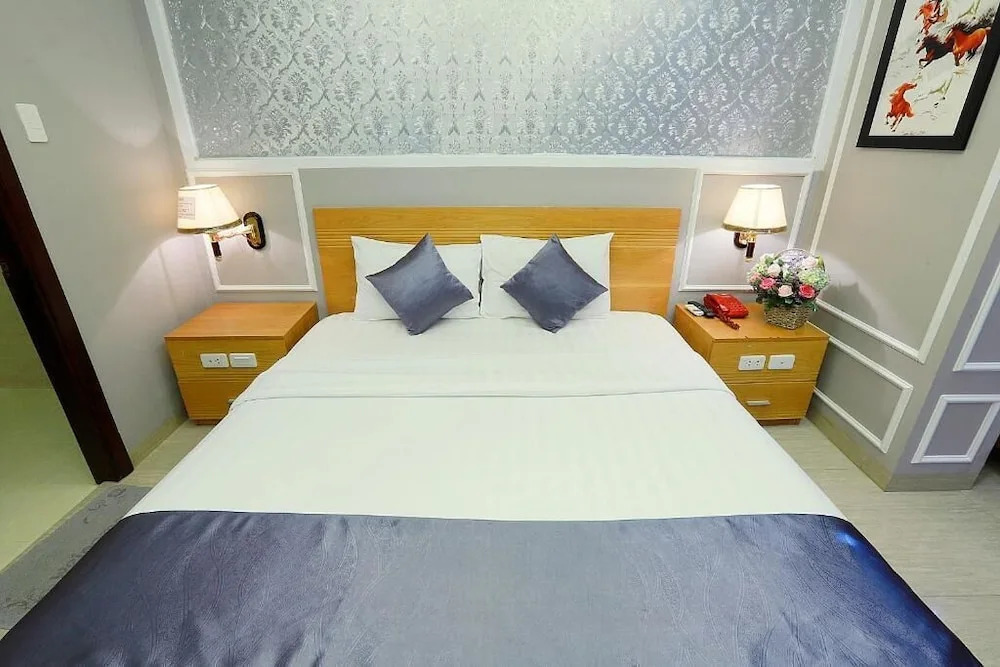 Lucky Star Hotel 266 De Tham
