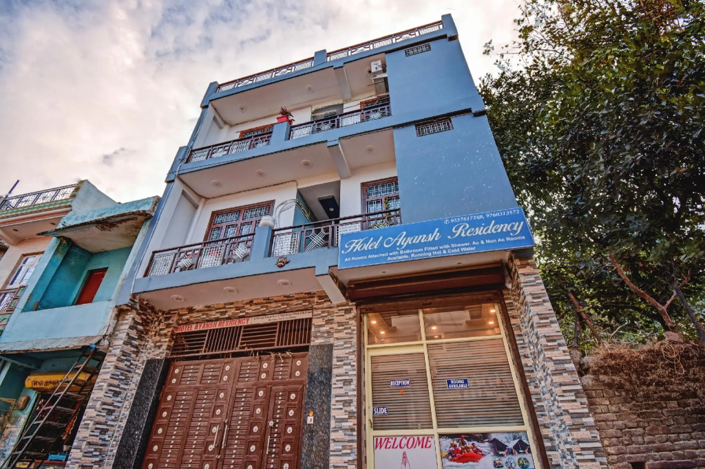 OYO 78851 Hotel Ayansh Residency