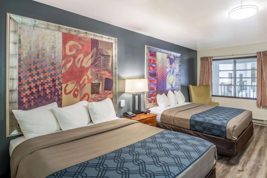 Econo Lodge Waupaca