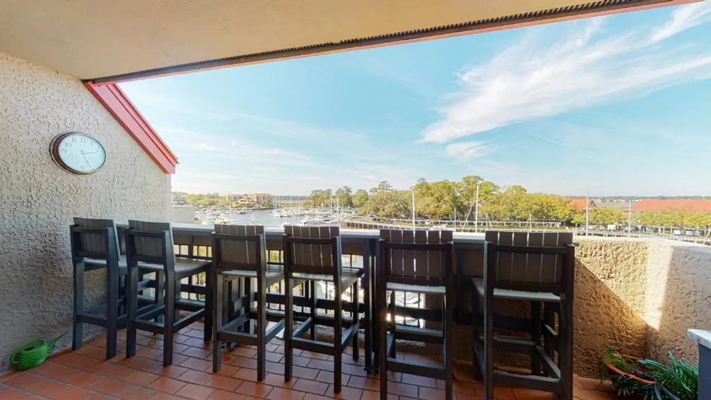 7169 Harbourside II
