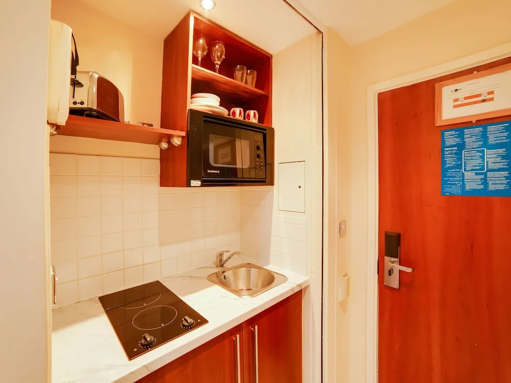 Lovely Studio in London with Sauna