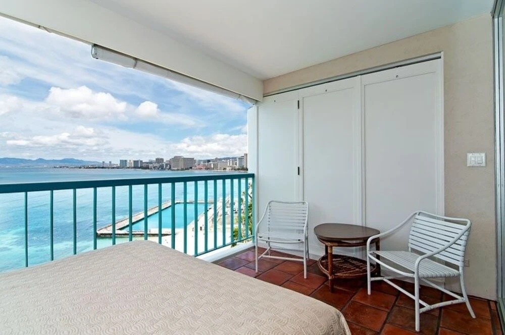 Sans Souci 1106 Studio Bedroom Condo