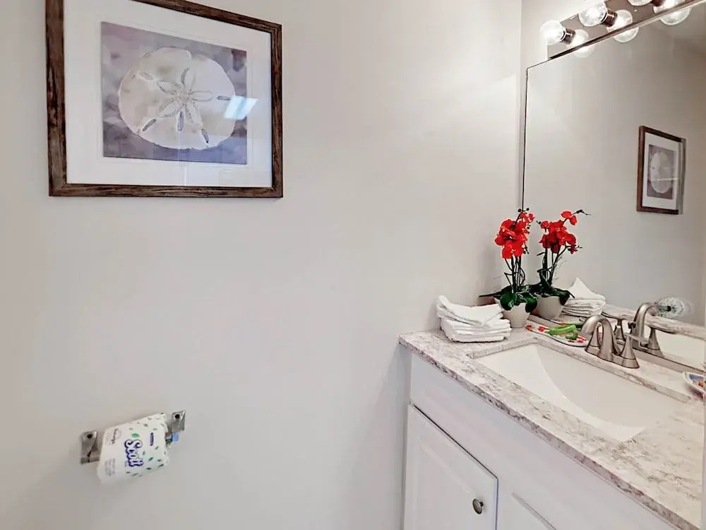 Gulf Shores Condo w/ Pool, Hot Tub - 1 Br condo by RedAwning