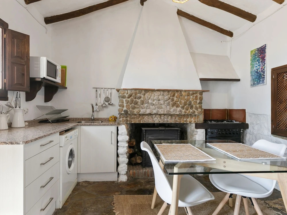 Modern Cottage in La Joya with Private Pool