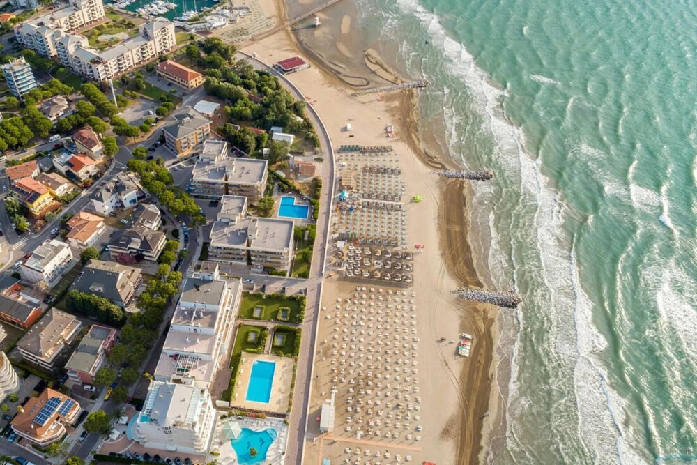 Lovely Apartment for 5 Guests by the Beach